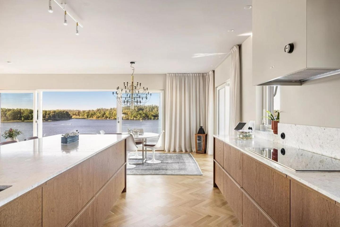 Magic Luxury Villa, Close To Villa