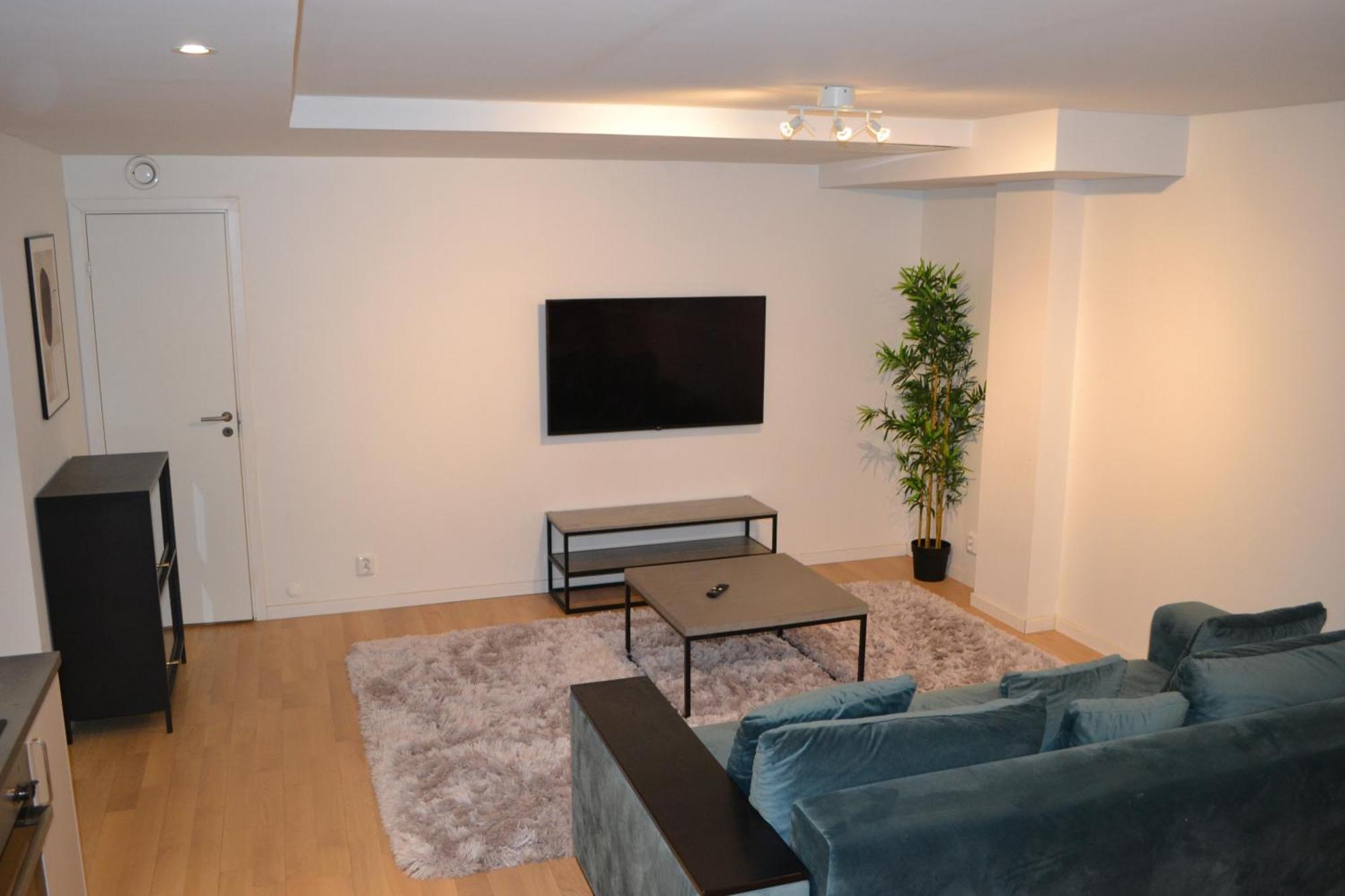 Apartment Spacious 1-bedroom Flat 15 Min To Center