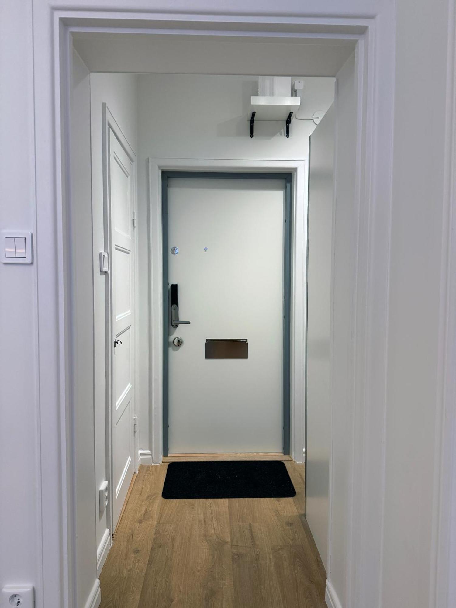 Charming Studio, 10 Min Walk To Train Station Appartement Stockholm