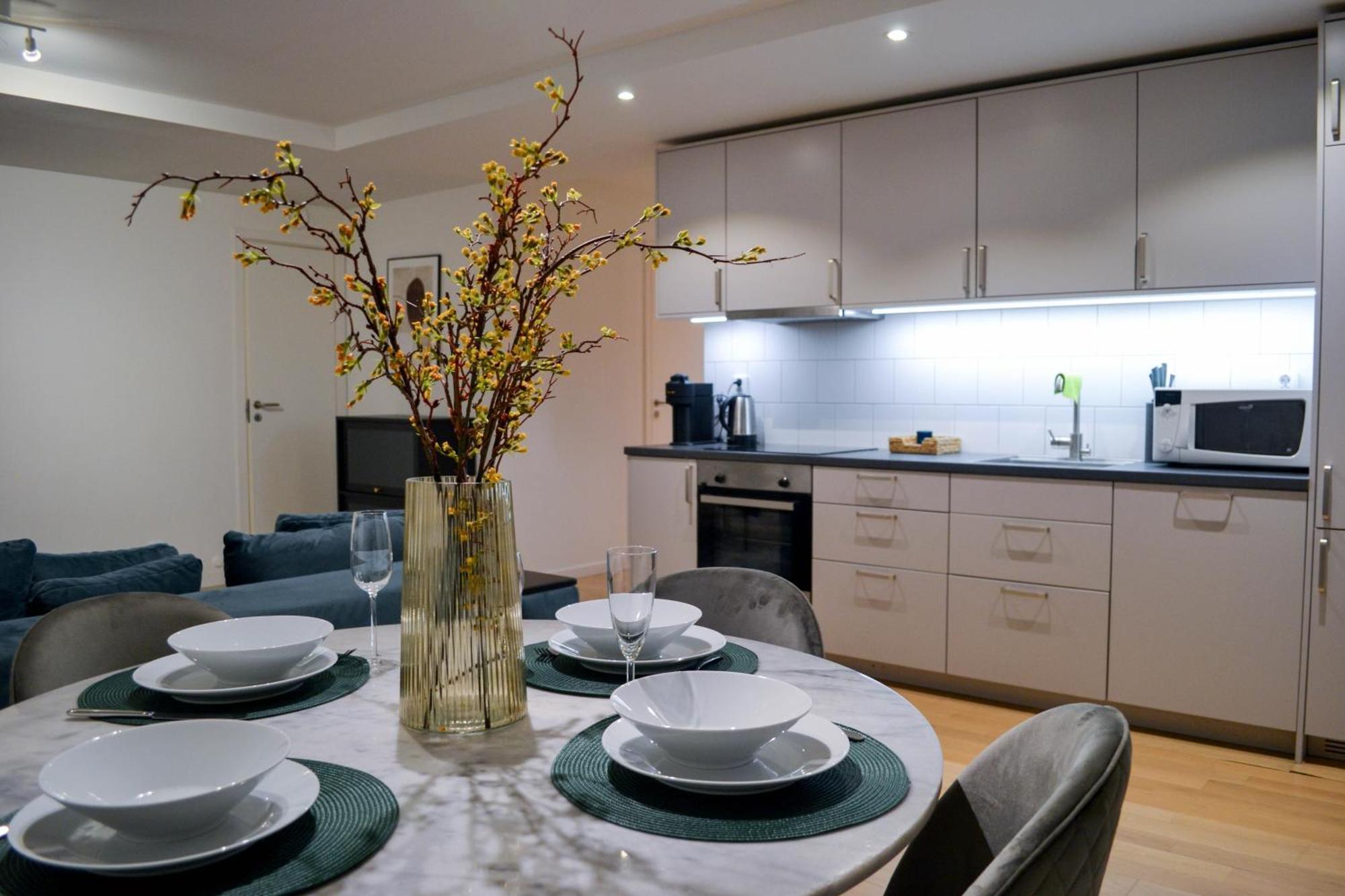 Apartment Modern In Bromma Easy Access To & Airport *