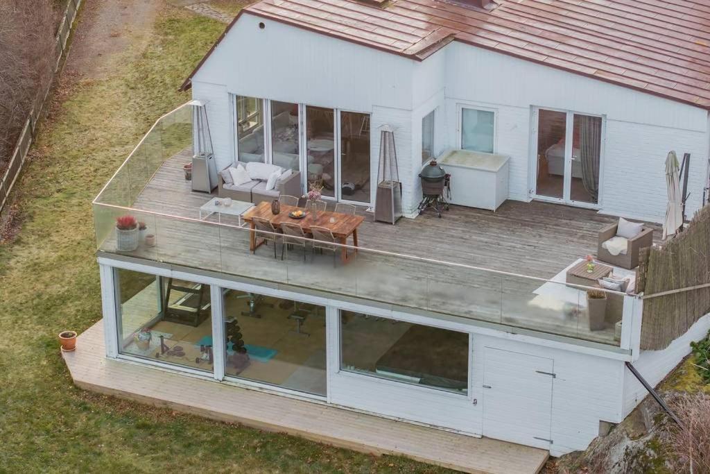 Luxury With And Private *