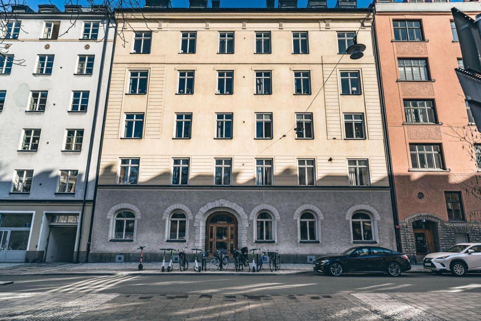 Lyxig Sekelskiftesvaning I Sthlm Appartement