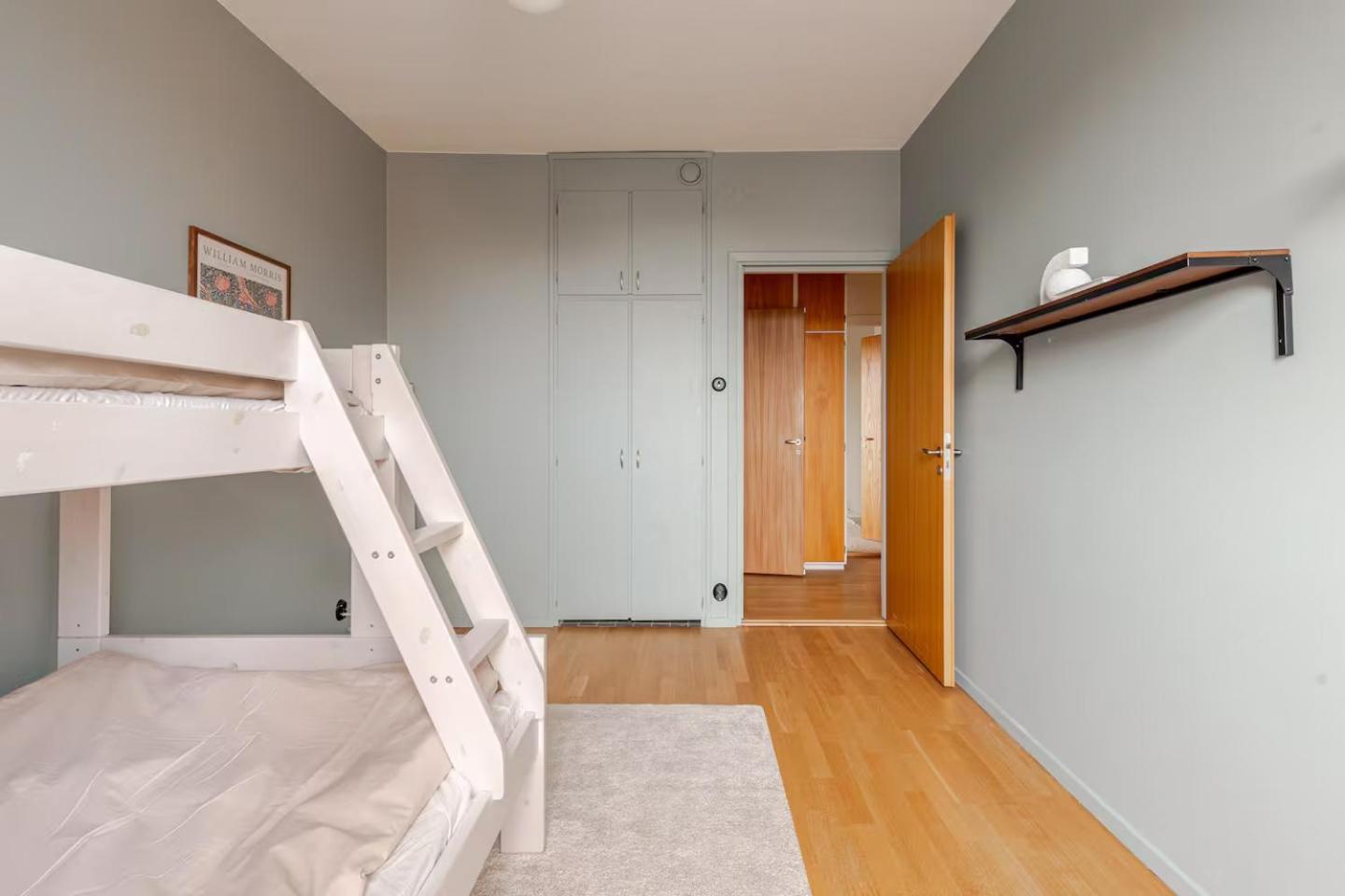 180 Sqm 5br With Stunning View In Oestermalm Lägenhet *