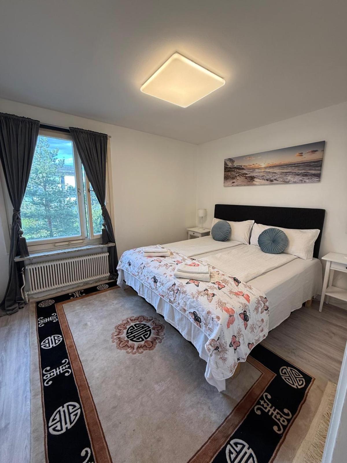 Apartment Spacious Near The Subway Stockholm