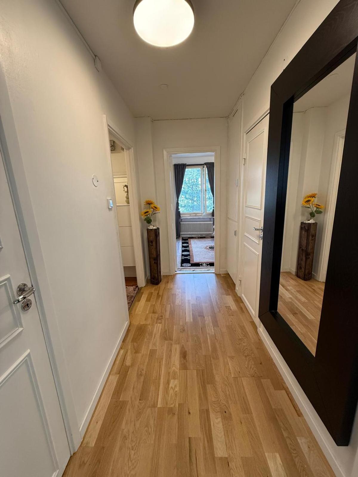 Spacious Near The Subway * Stockholm