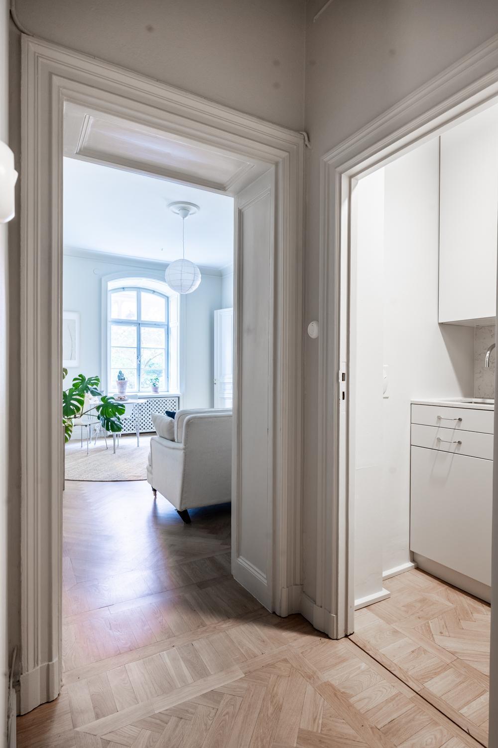 Stylish And Oestermalm Apartment Stockholm