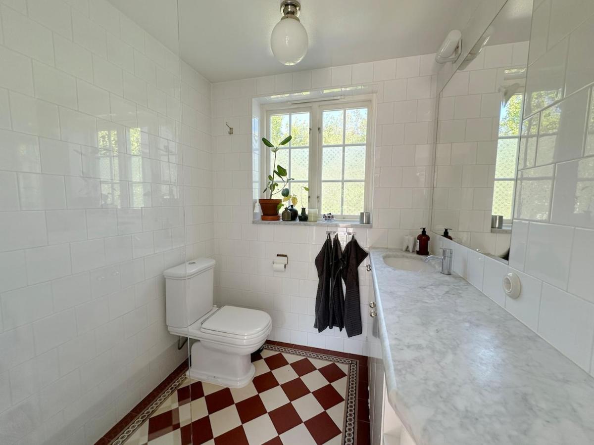 Private House From 1911 Own Garden 10 Mins To Villa