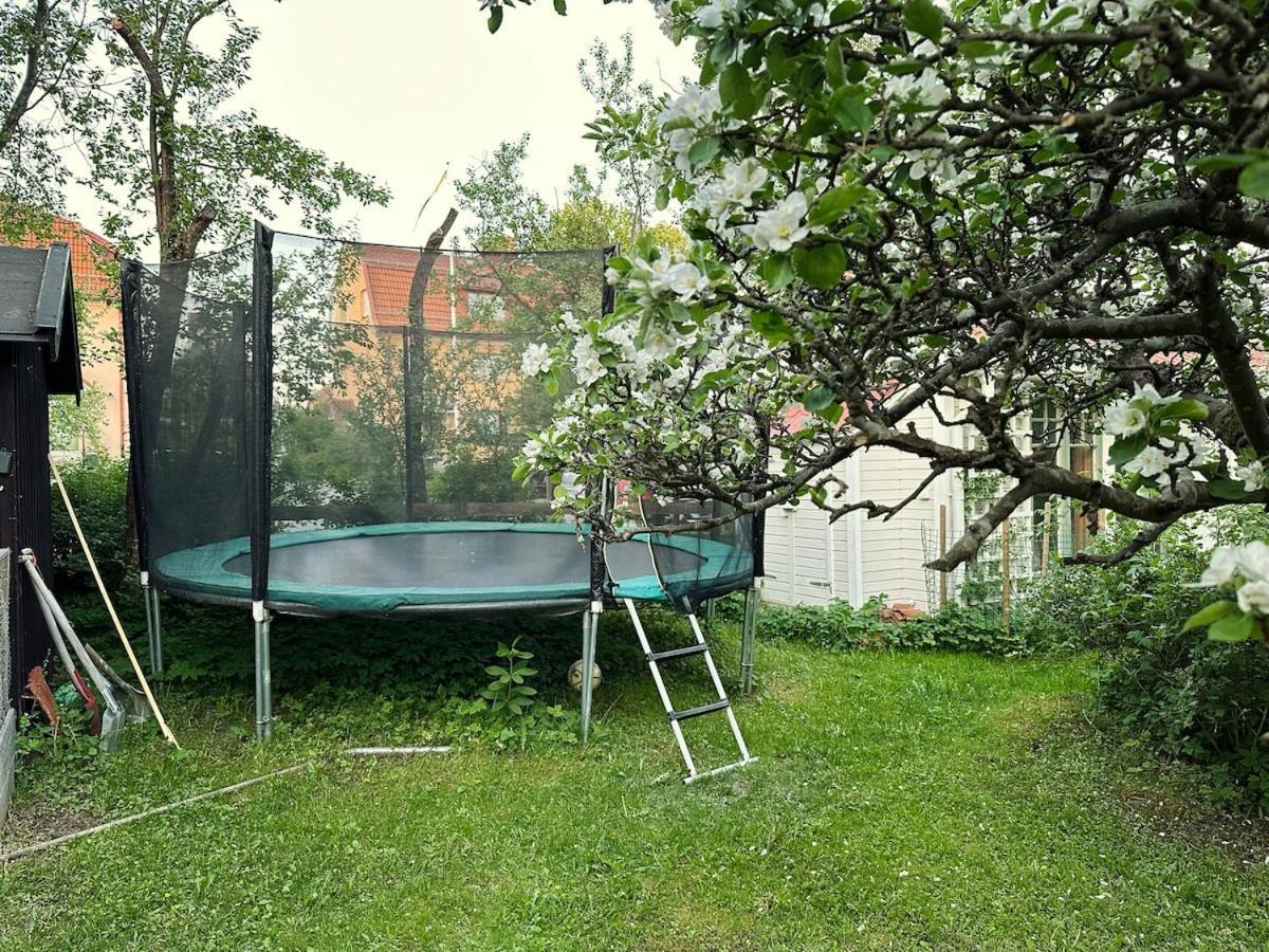 Private House From 1911 Own Garden 10 Mins To *