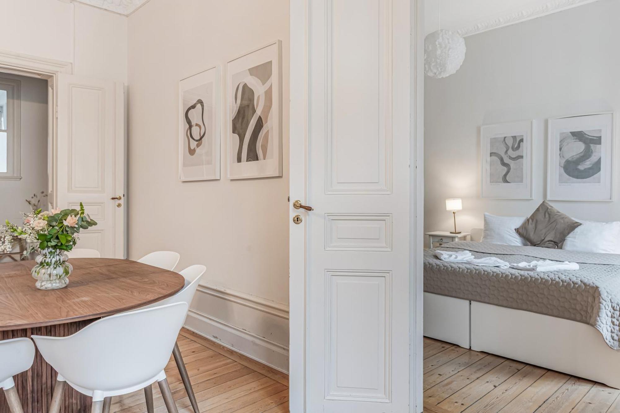 Apartment Laegenhet I Centrala Stockholm