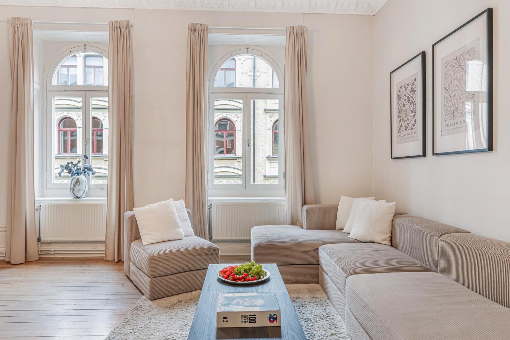 Laegenhet I Centrala Apartment *