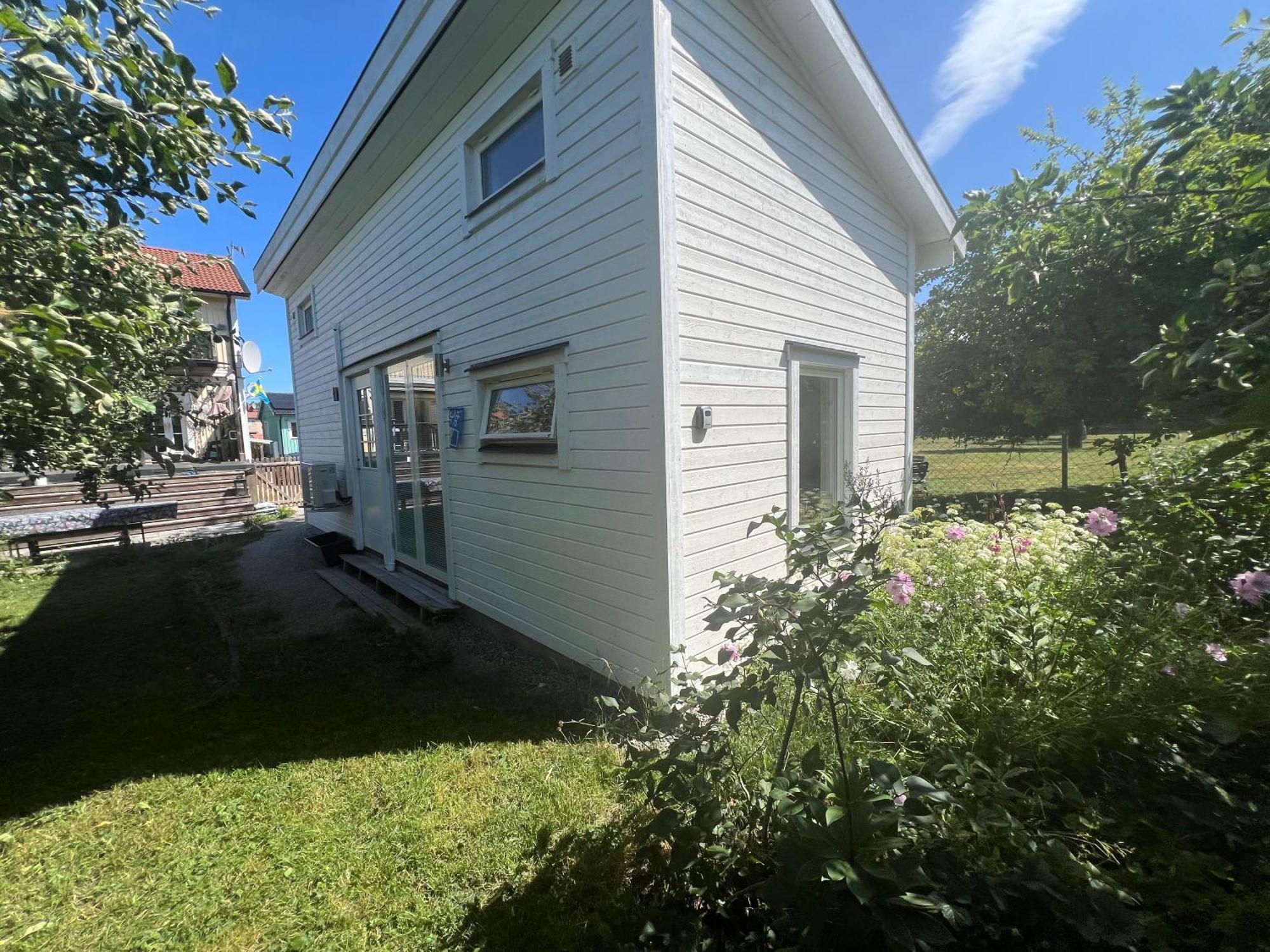 Alpstuga Liten I Aelvsjoe 25 Kvm Med 2 Sovloft *