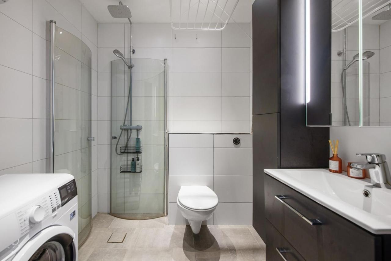 Aengby Glaentan * Stockholm