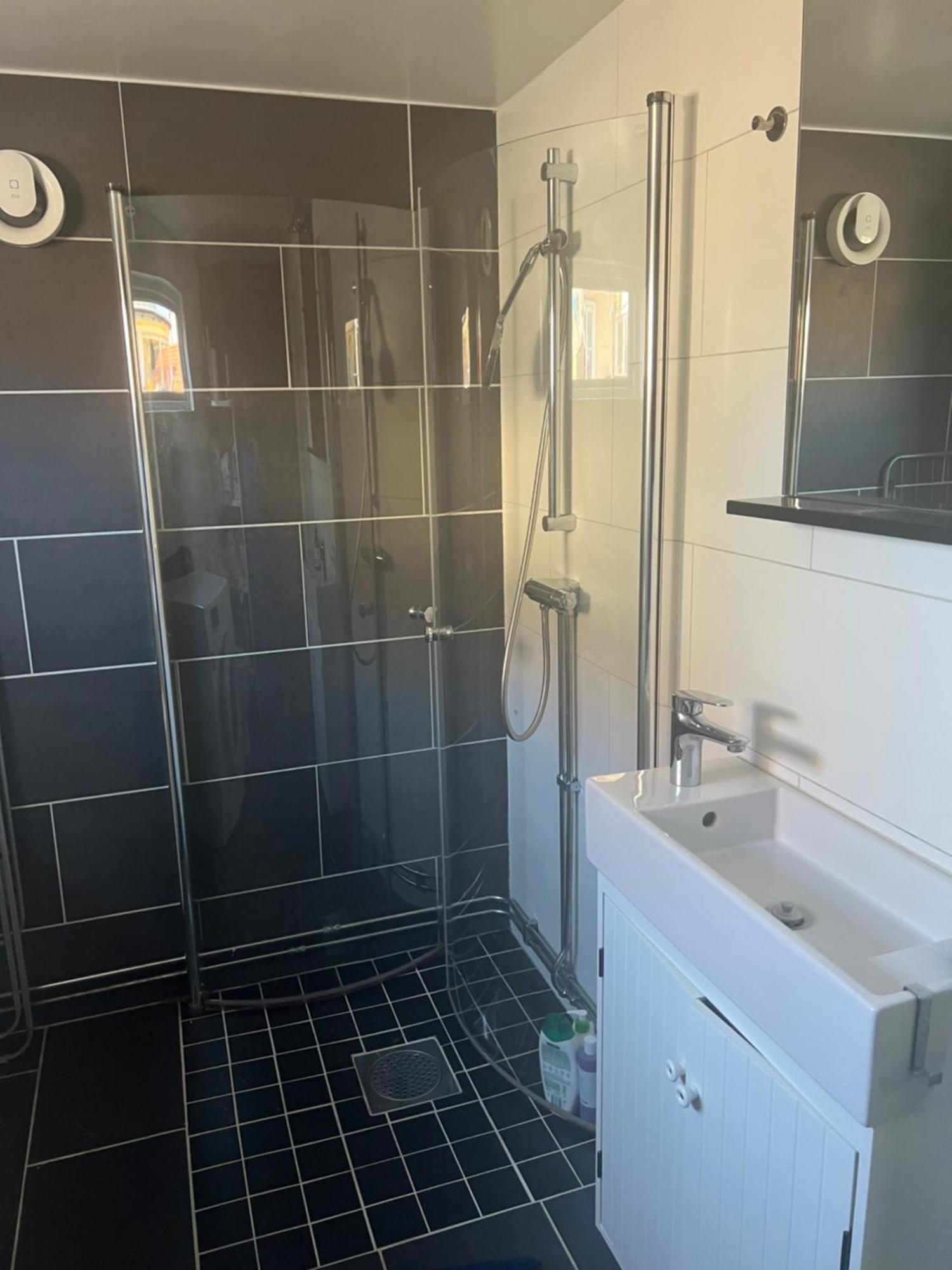 Chalet Liten I Aelvsjoe 25 Kvm Med 2 Sovloft Stockholm