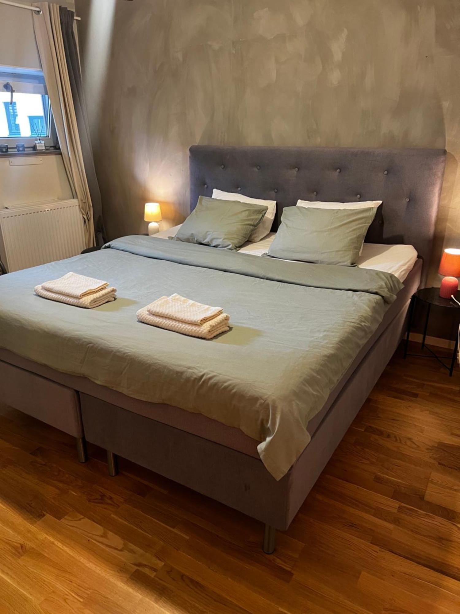 Comfortable In - Close To Homestay *