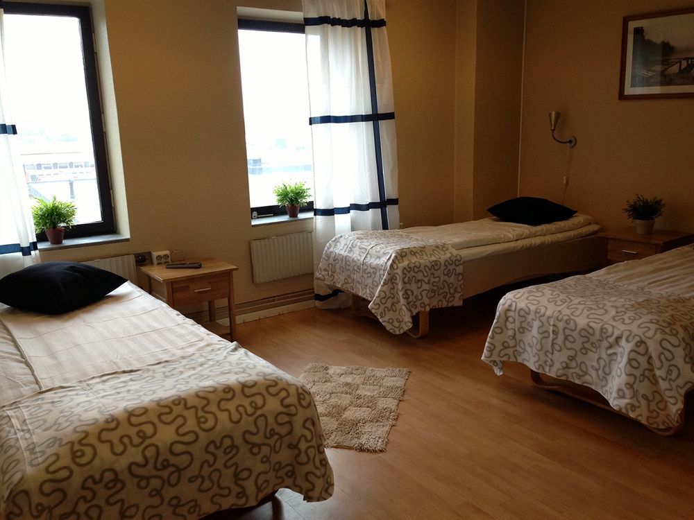 Hotel Metro 3*