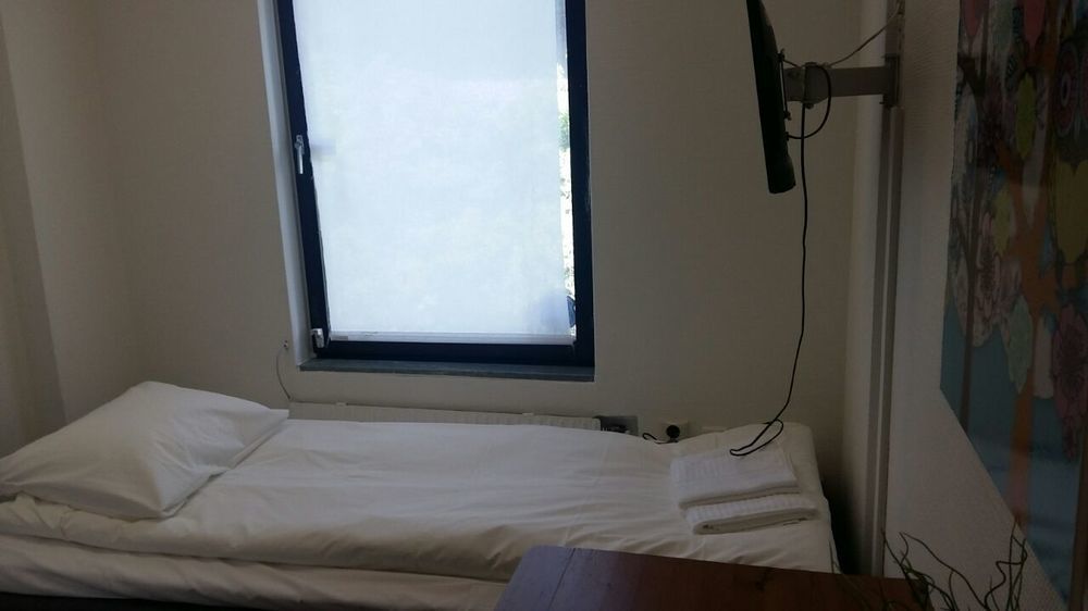 Metro Hotel
