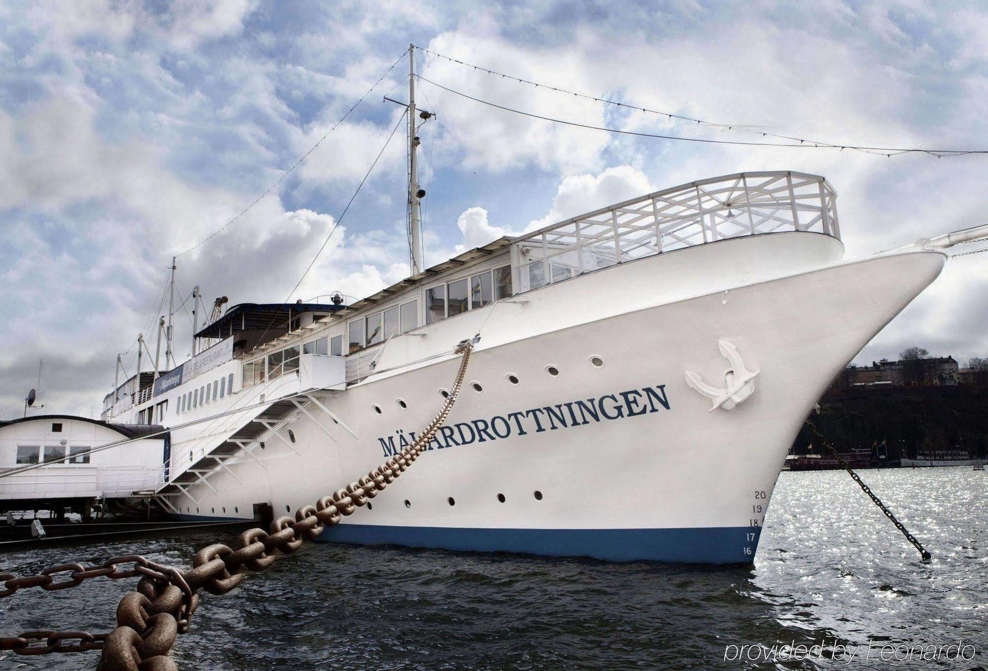 Botel Maelardrottningen Yacht