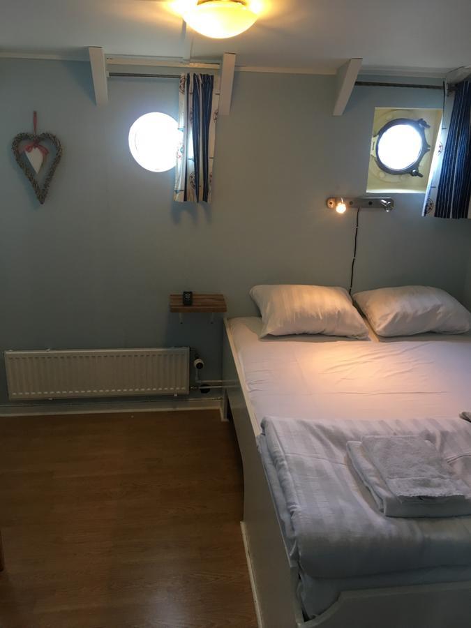 Gustaf Af Klint Botel 2*
