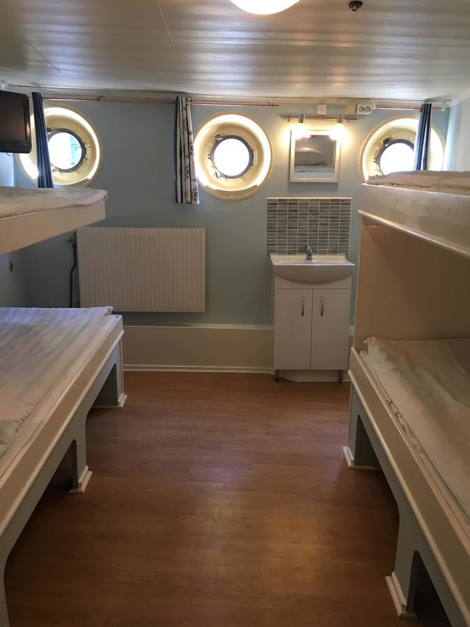 Botel Gustaf Af Klint Stockholm
