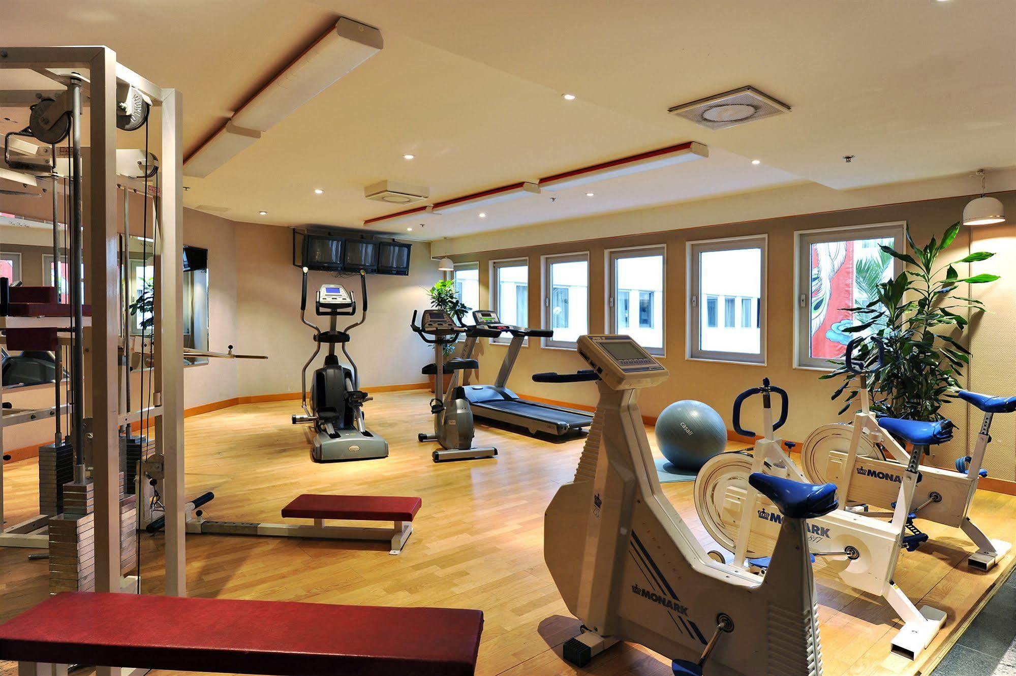 2home South Hotell 3*