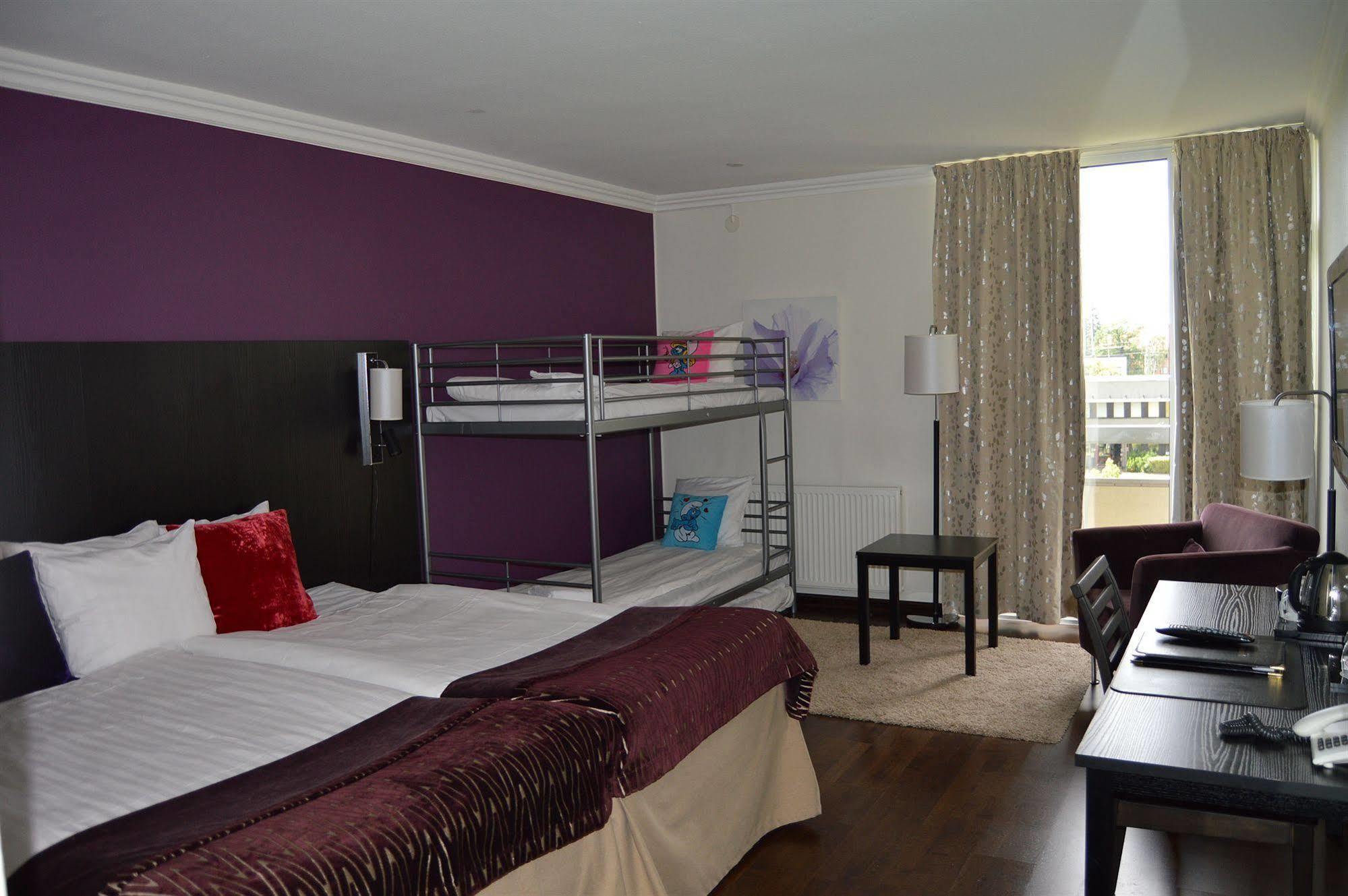 Western Royal Star Hotel