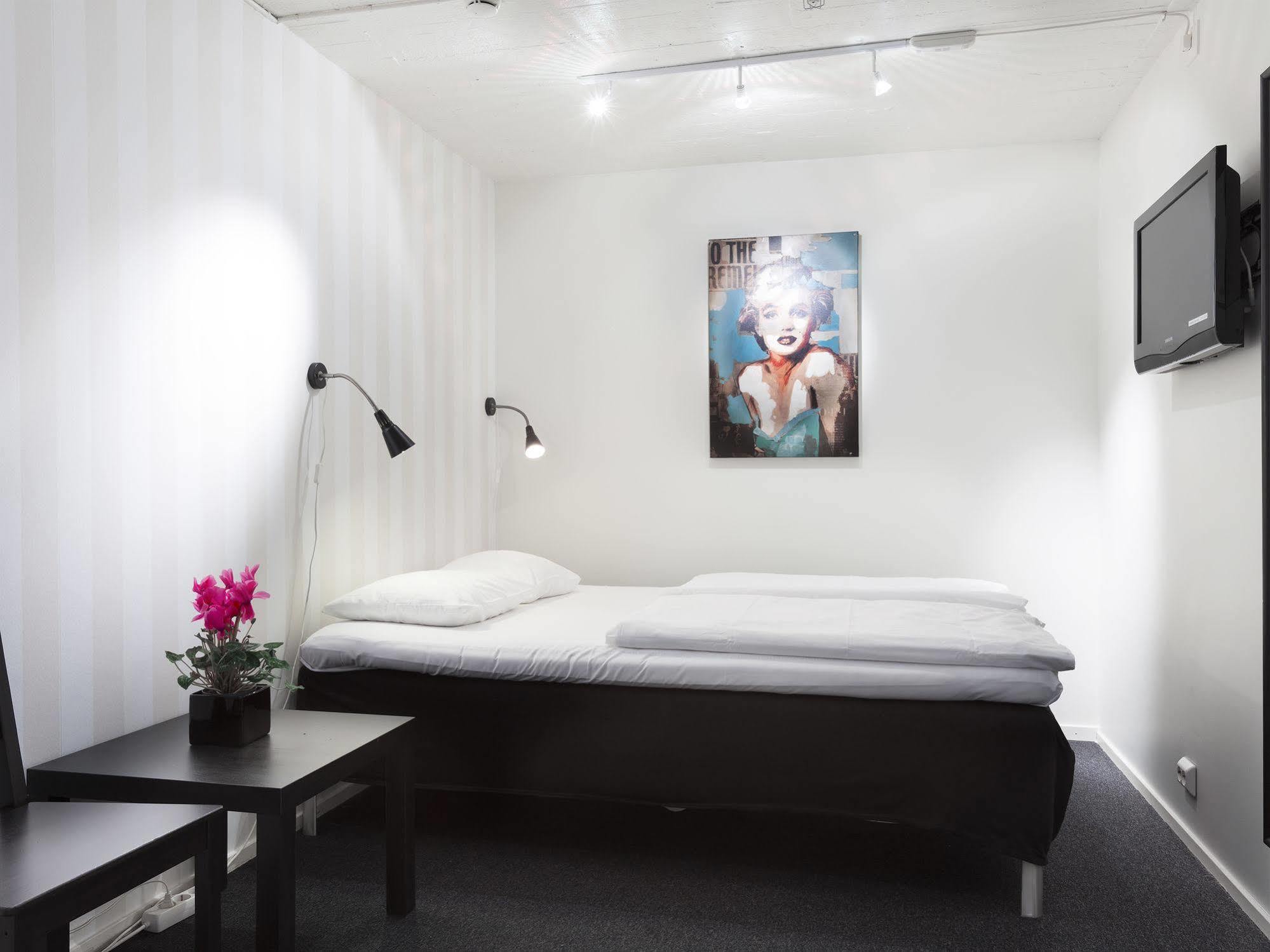 Stockholm Hostel *