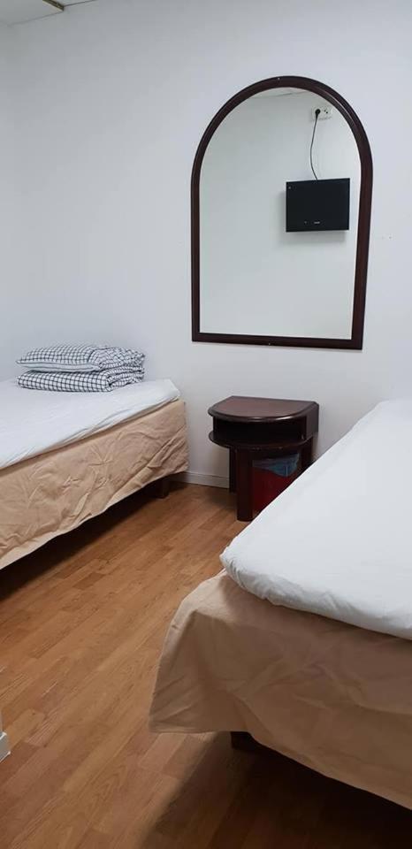 3 Star Stockholm