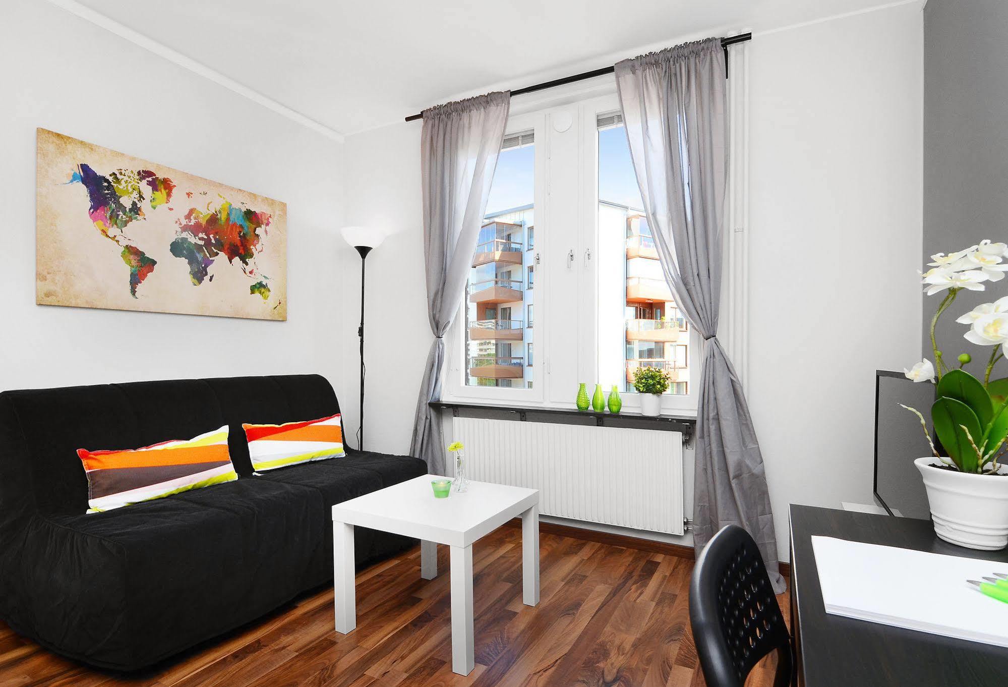 Forenom Huvudsta Apartment *