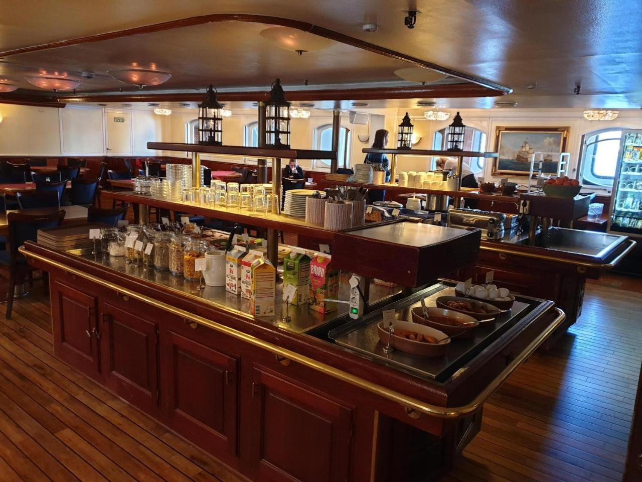 M/s Birger Jarl - & Stockholm
