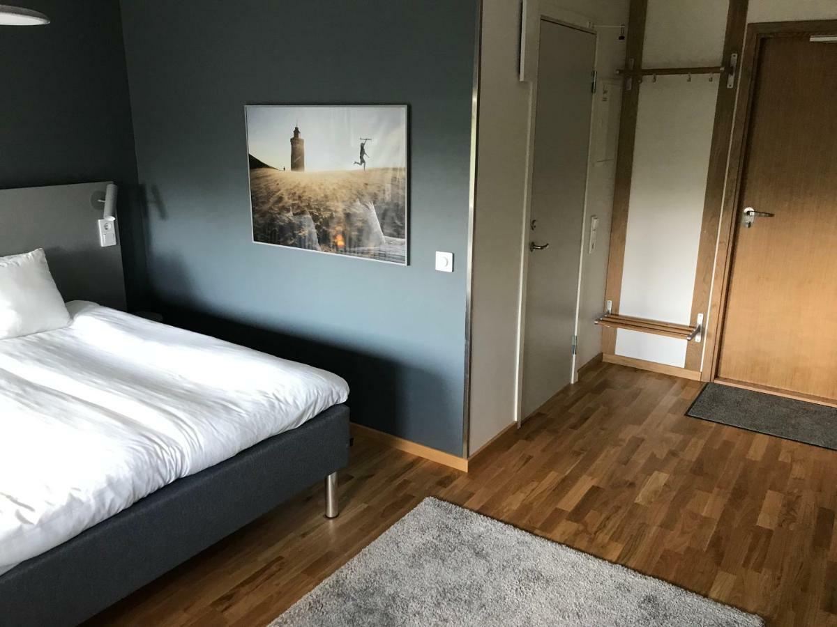Hotel First The 4*