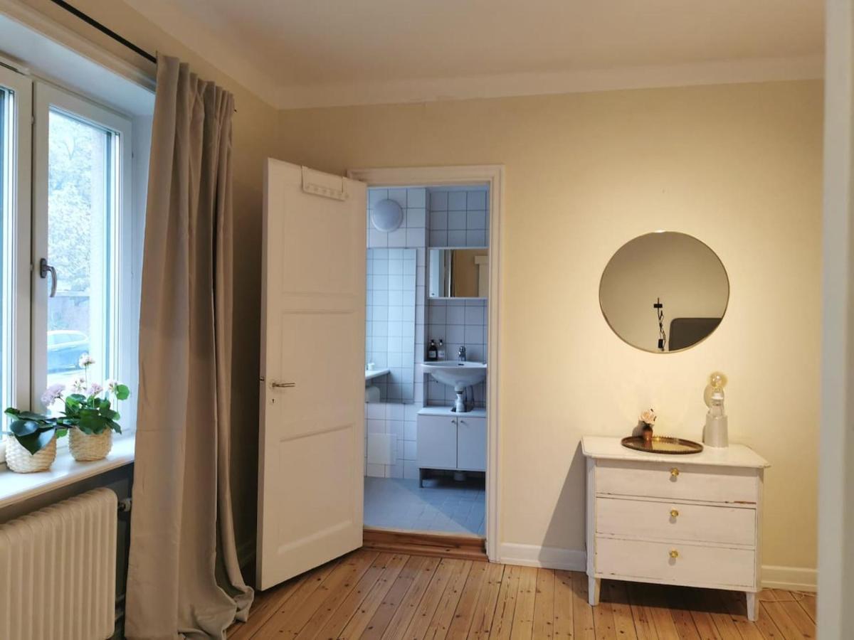 Modern, Newly Renovated In Kungsholmen Apartment