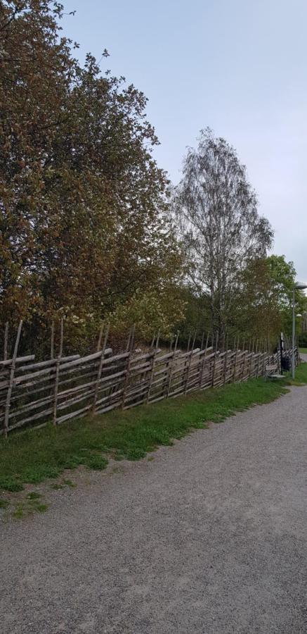 Entire Modern In Kista - Suitable For Four Persons Estocolmo