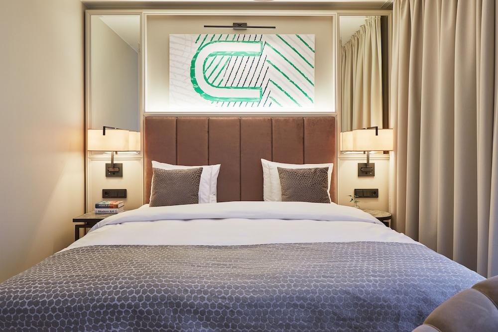 Bank Hotel, A Member Of Small Luxury 5*
