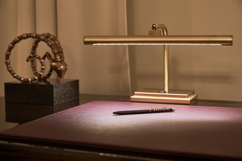 Hotel Bank Hotel, A Member Of Small Luxury 5*
