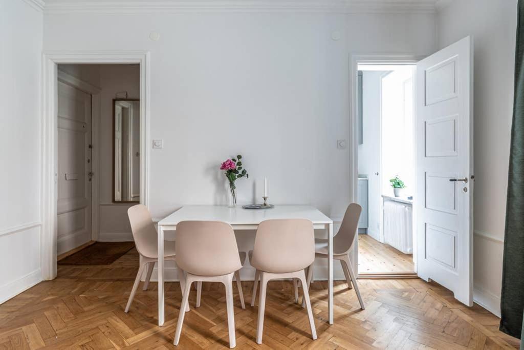 Outstanding Soho Studio Apartment *