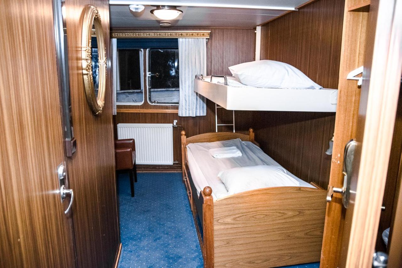 Botel M/s Birger Jarl - & 2*