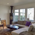 2 Bedroom Amazing Apartment In Skaerholmen