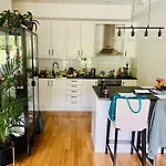 Cozy Place For Family Or Friends