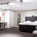 Niro Hotel Apartments