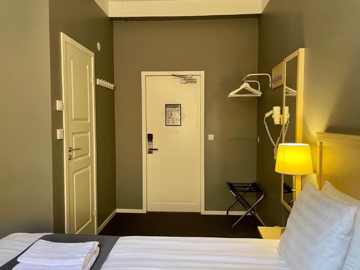 Unique Hotel 3*