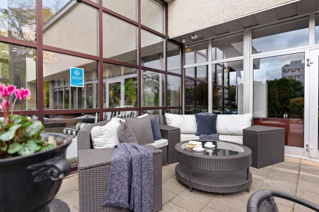 Western Royal Star Hotel 4*