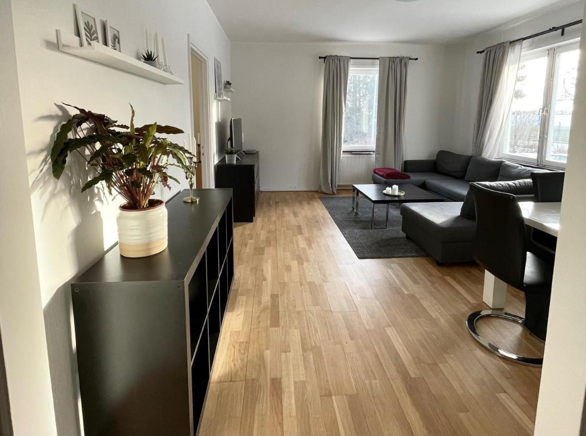 Trivsamma Lagenheter Med Fri Parkering Apartment *