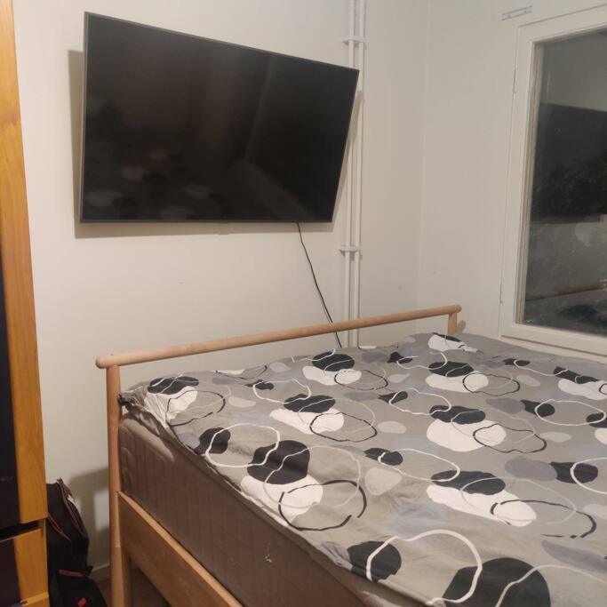 Cosy Room, Lidingo Island Apartment