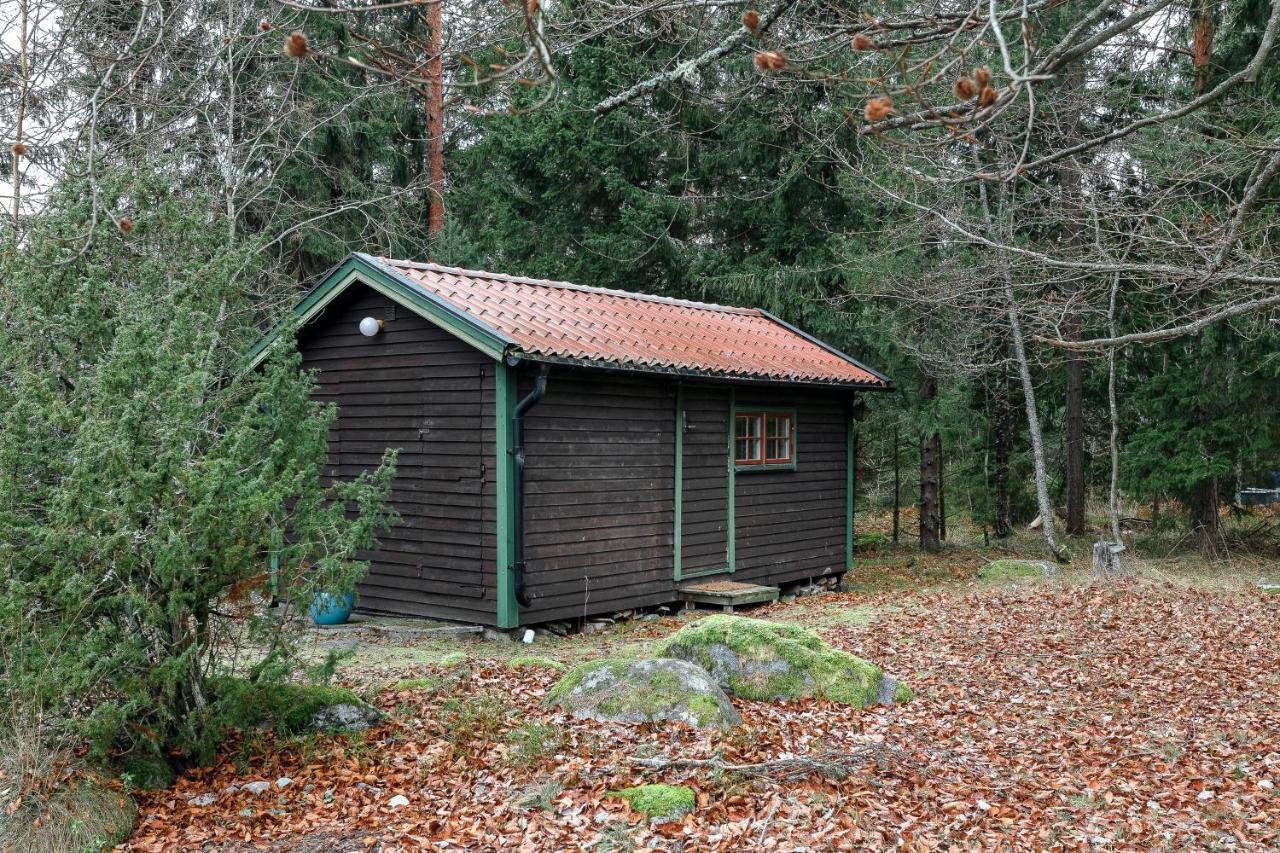 Luxury Family Near The Water For Eight People