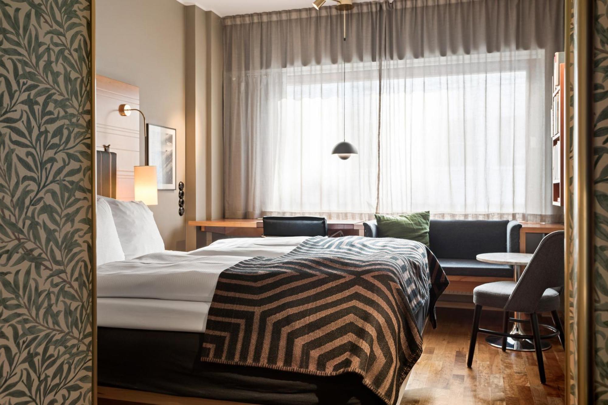Hotel Mornington 4*