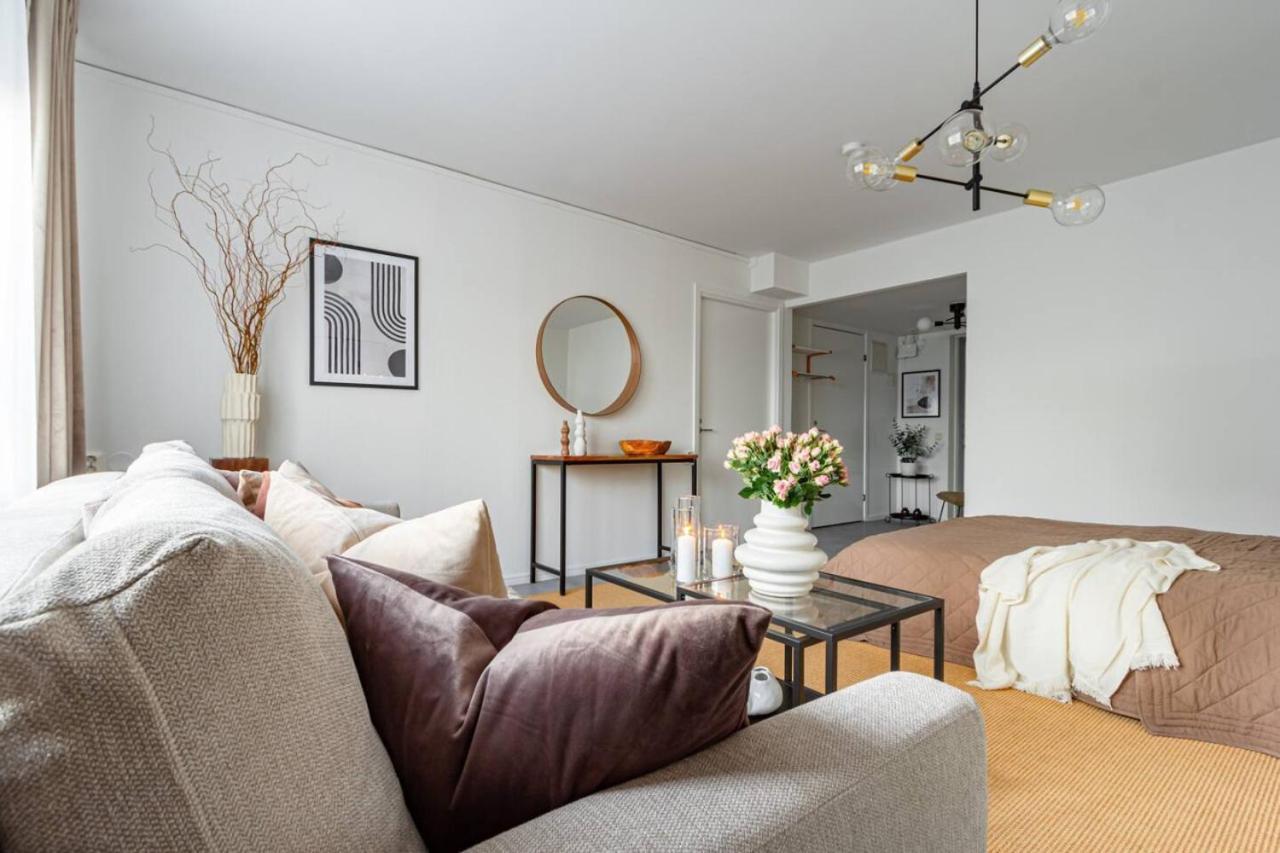 Apartment Simple In Trendy Soedermalm - Construction Work