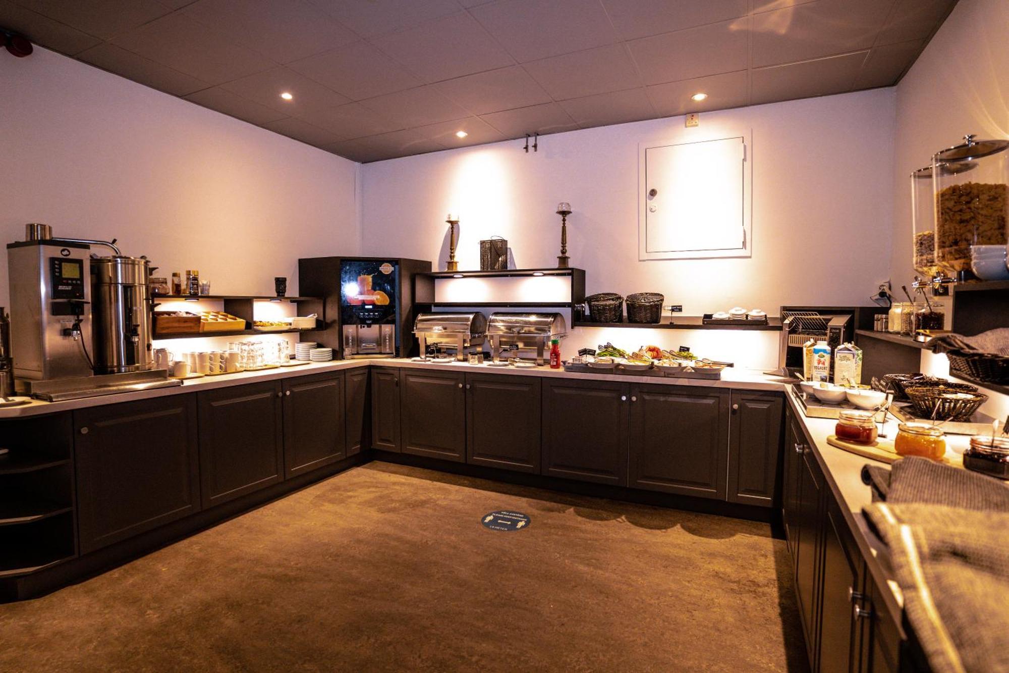 Queen's By First 3* Stockholm
