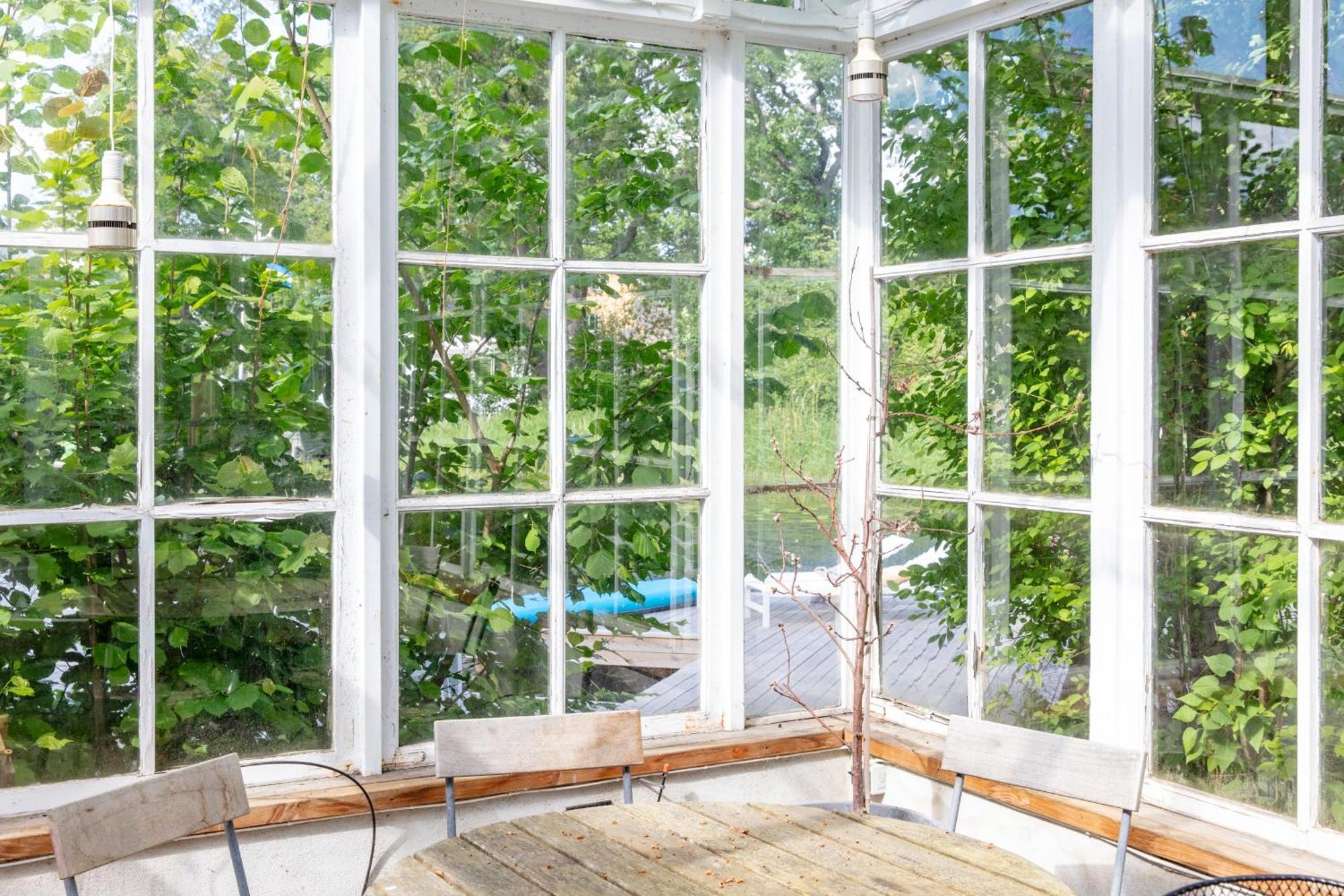 Peaceful, Picturesque & Forest Retreat Stockholm