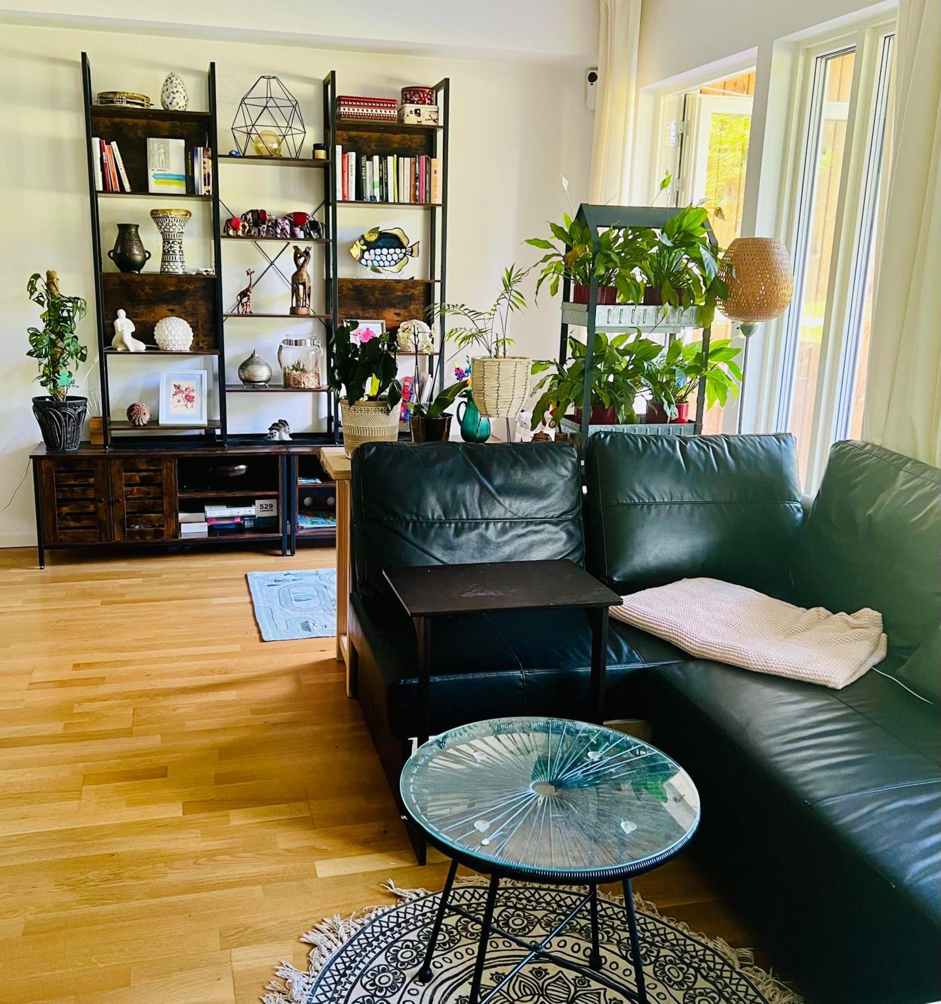 Apartment Cozy Place For Family Or Friends *
