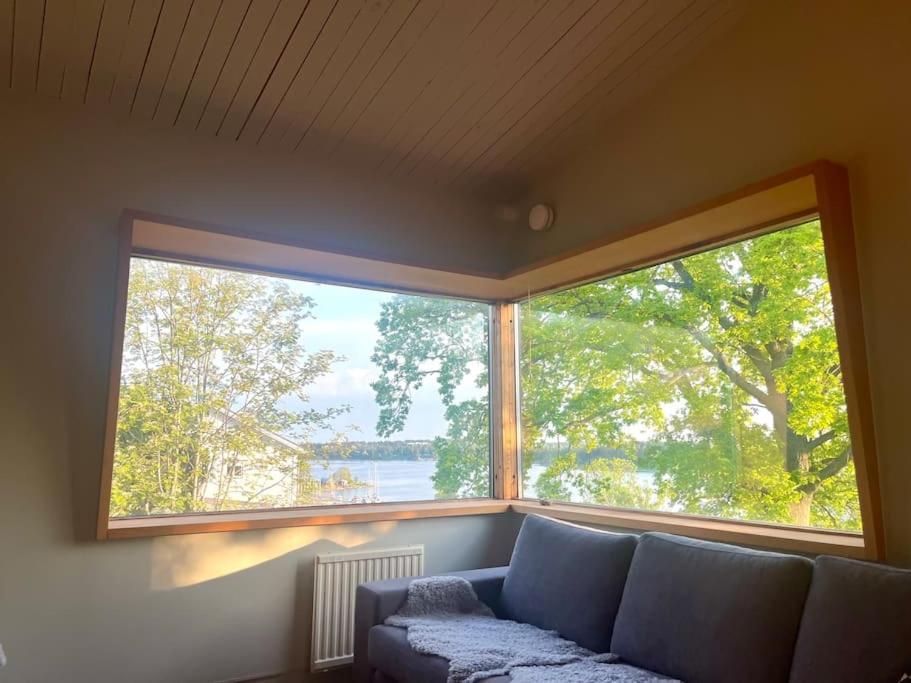 Mysigt Sommarhus Med Havsutsikt Och Bastu Vakantiehuis *